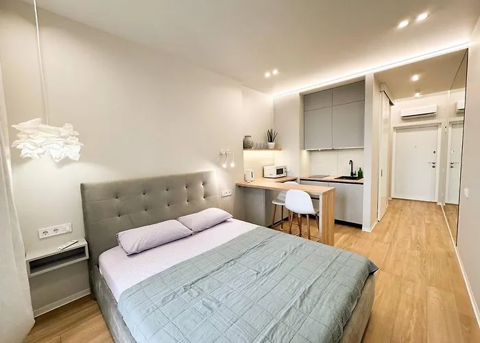 Arcadia Studio With Balcony